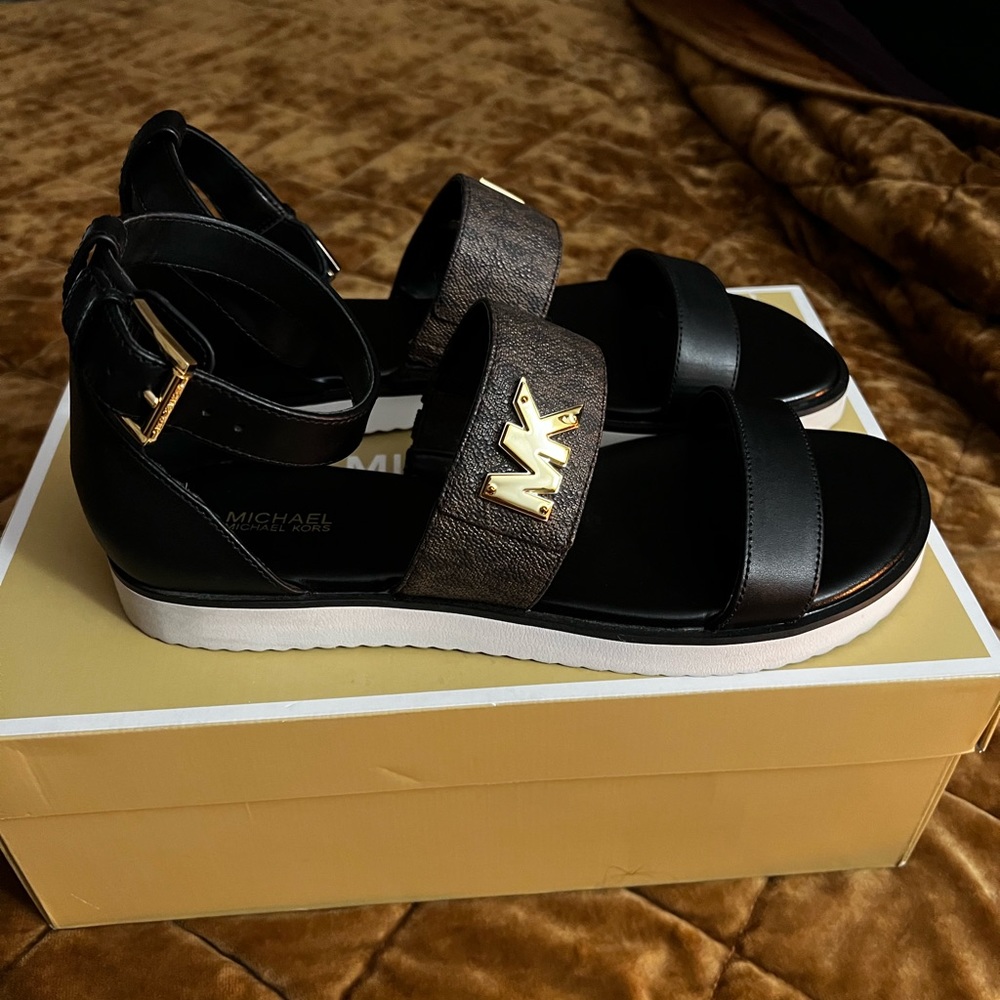 Michael Kors - Sidney Sandal